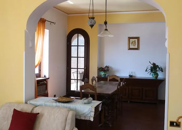 Domus Alba *
