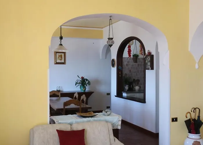 Domus Alba * 普莱亚诺